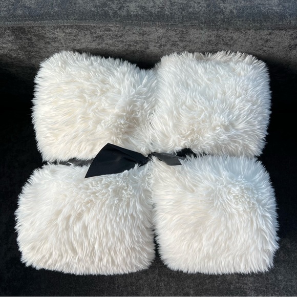 NWT Member's Mark Faux Fur Throw - 60" x 70"- Ivory - Picture 4 of 11